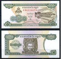 Image de Камбоджа 1998г. P# 42b • 200 риелей • регулярный выпуск • UNC пресс