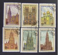 Изображение Мадагаскар 1994 г. SC# 1758-1763 • Соборы • Used(ФГ) XF+