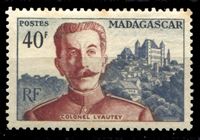 Изображение Мадагаскар 1954-5 гг. SC# 291 • 40 fr. • Полковник Люатье • (концовка серии) • MNH OG VF