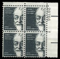 Изображение США 1965-78 гг. SC# 1295 • 5$ • Выдающиеся американцы • судья Джон Мур • стандарт • MLH OG Люкс • № кв. блок ( кат.- $50 )