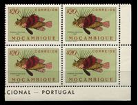 Изображение Мозамбик 1951 г. SC# 335 • 20 c. • Рыбы • рыба-лев • MNH OG XF • кв.блок