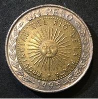 Изображение Аргентина 1995 г. • KM# 112.1 • 1 песо • герб страны • регулярный выпуск • BU- ( кат.- $4,00 )